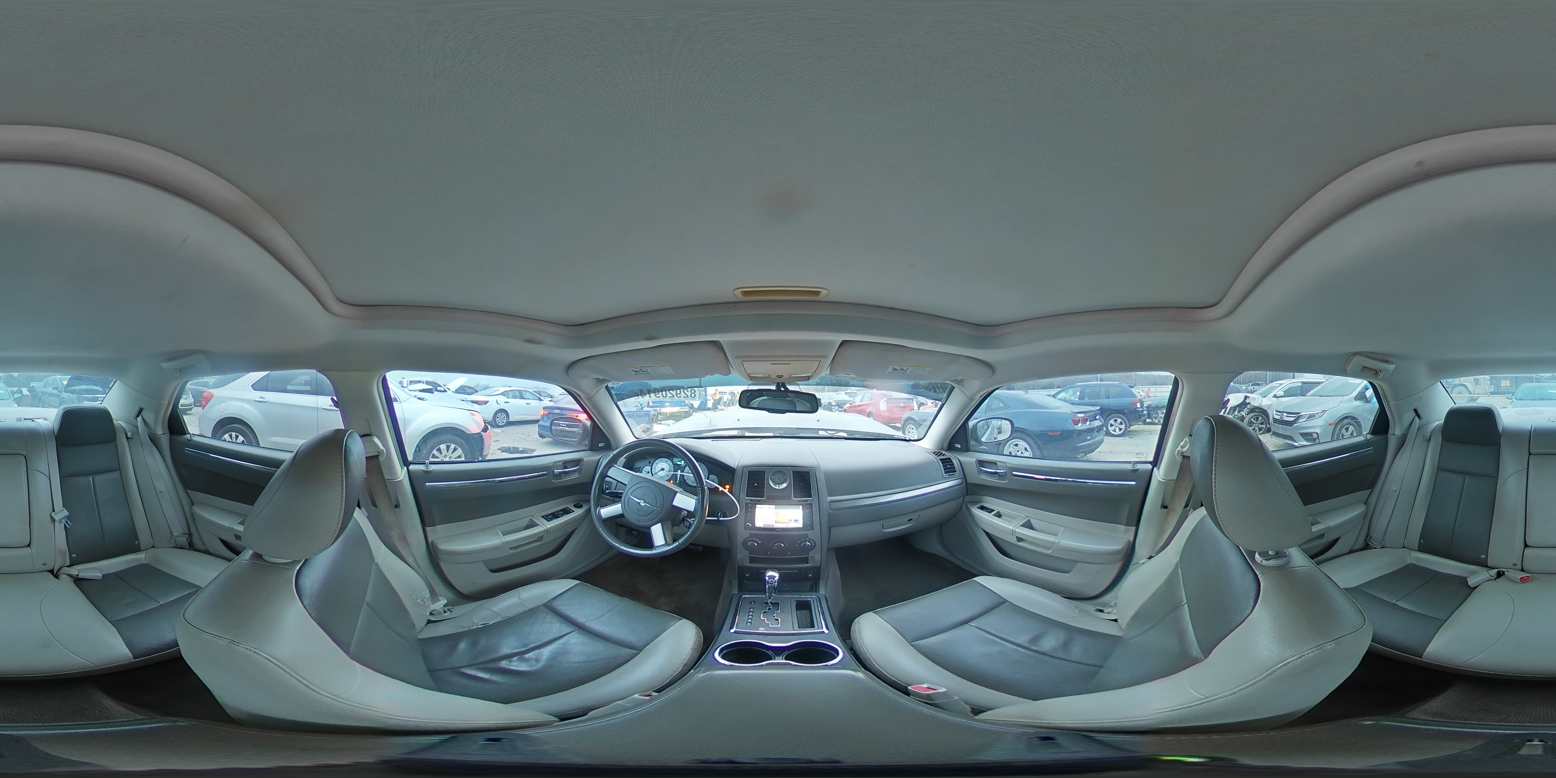 2008 Chrysler 300 - Image 13