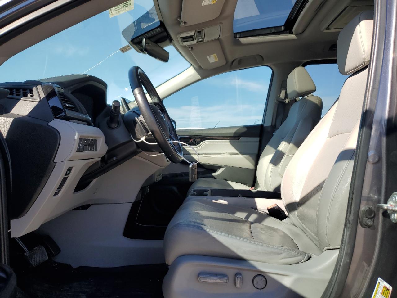 2018 Honda Odyssey - Image 7