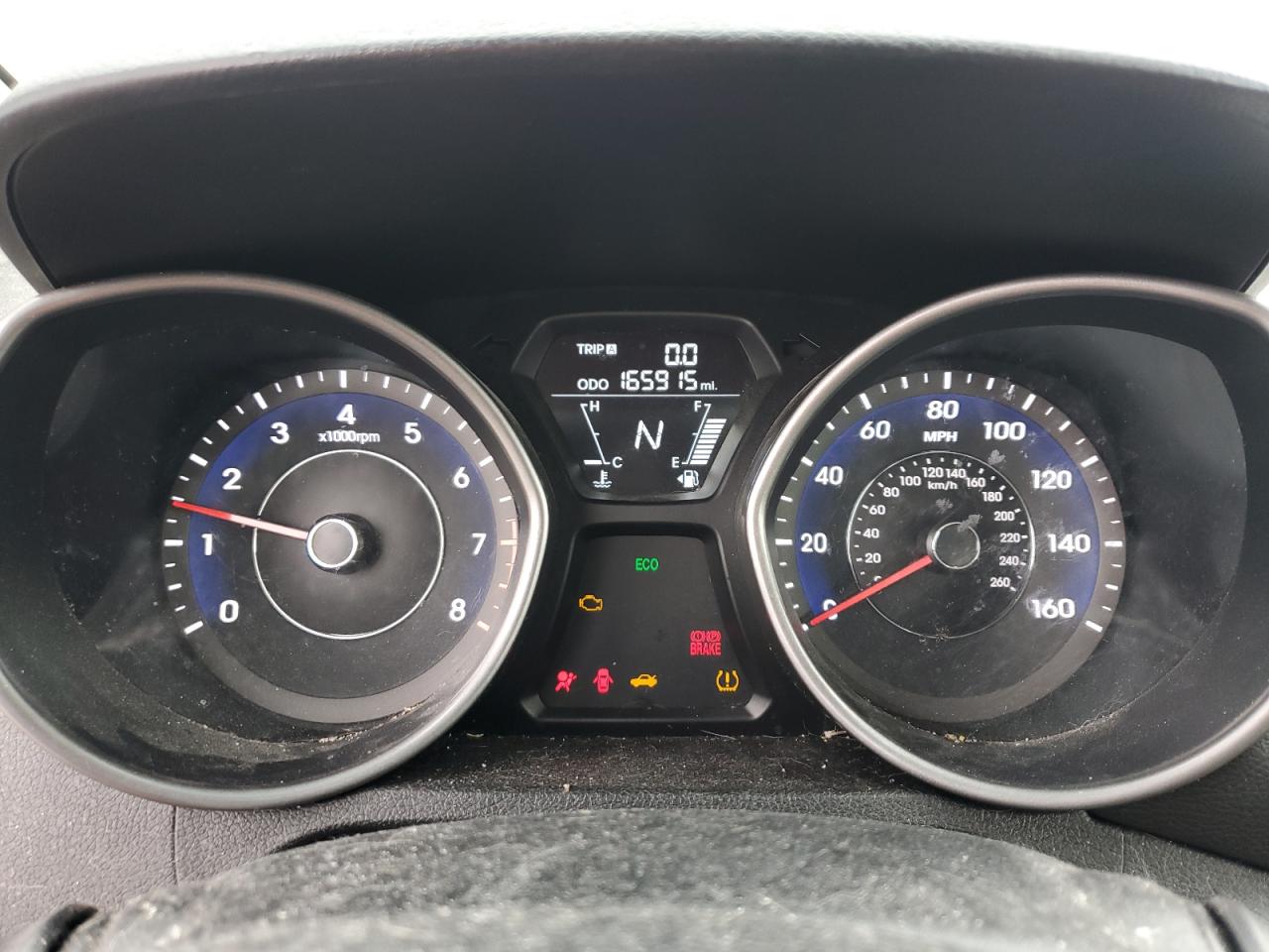 2012 Hyundai Elantra - Image 9
