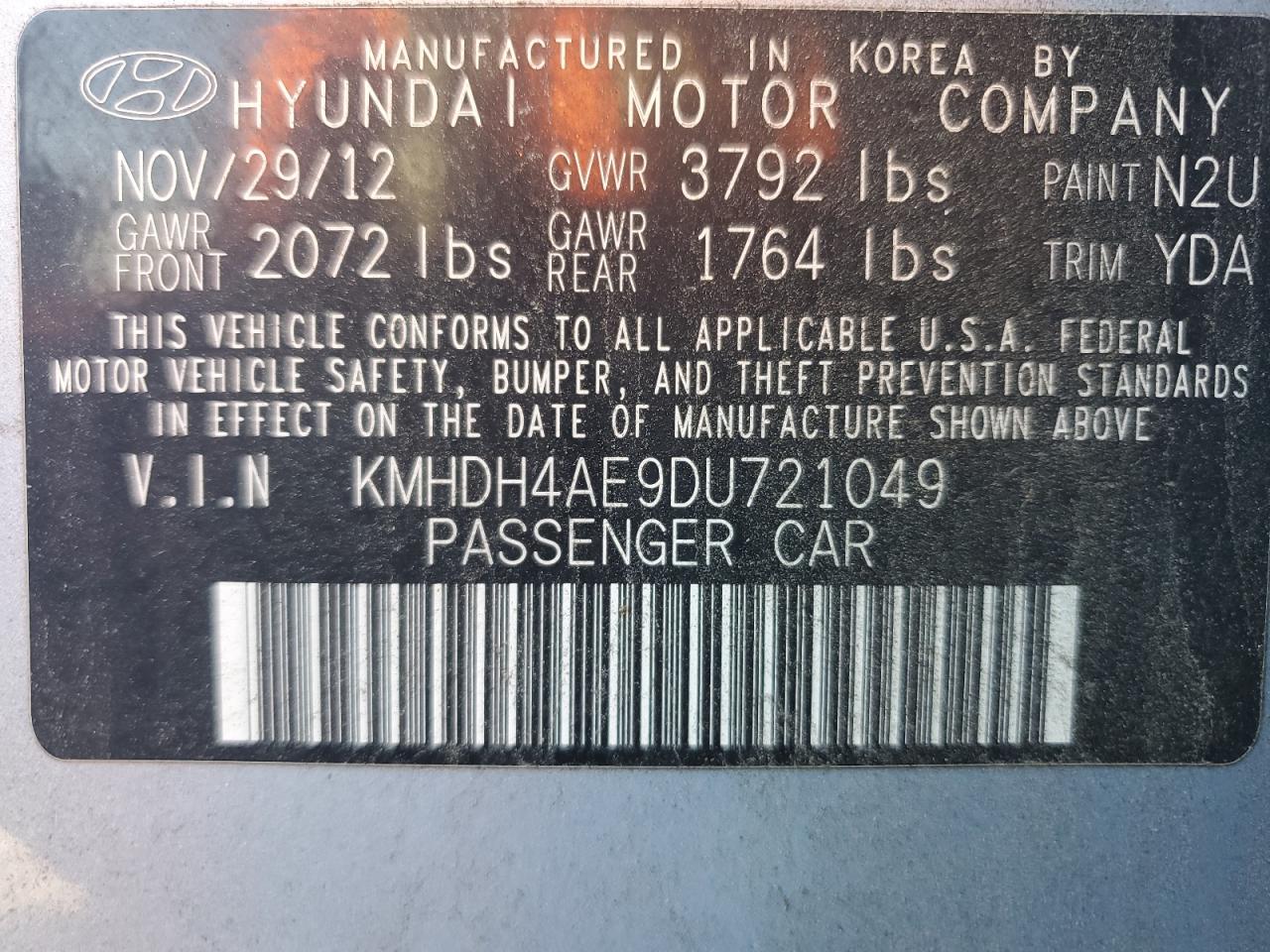 2013 Hyundai Elantra - Image 13