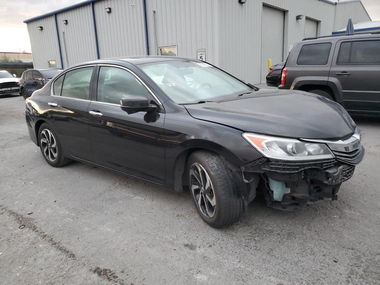 2016 Honda Accord - Image 4
