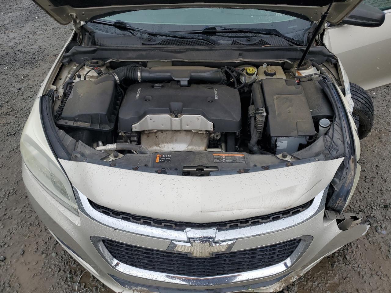 2015 Chevrolet Malibu - Image 12
