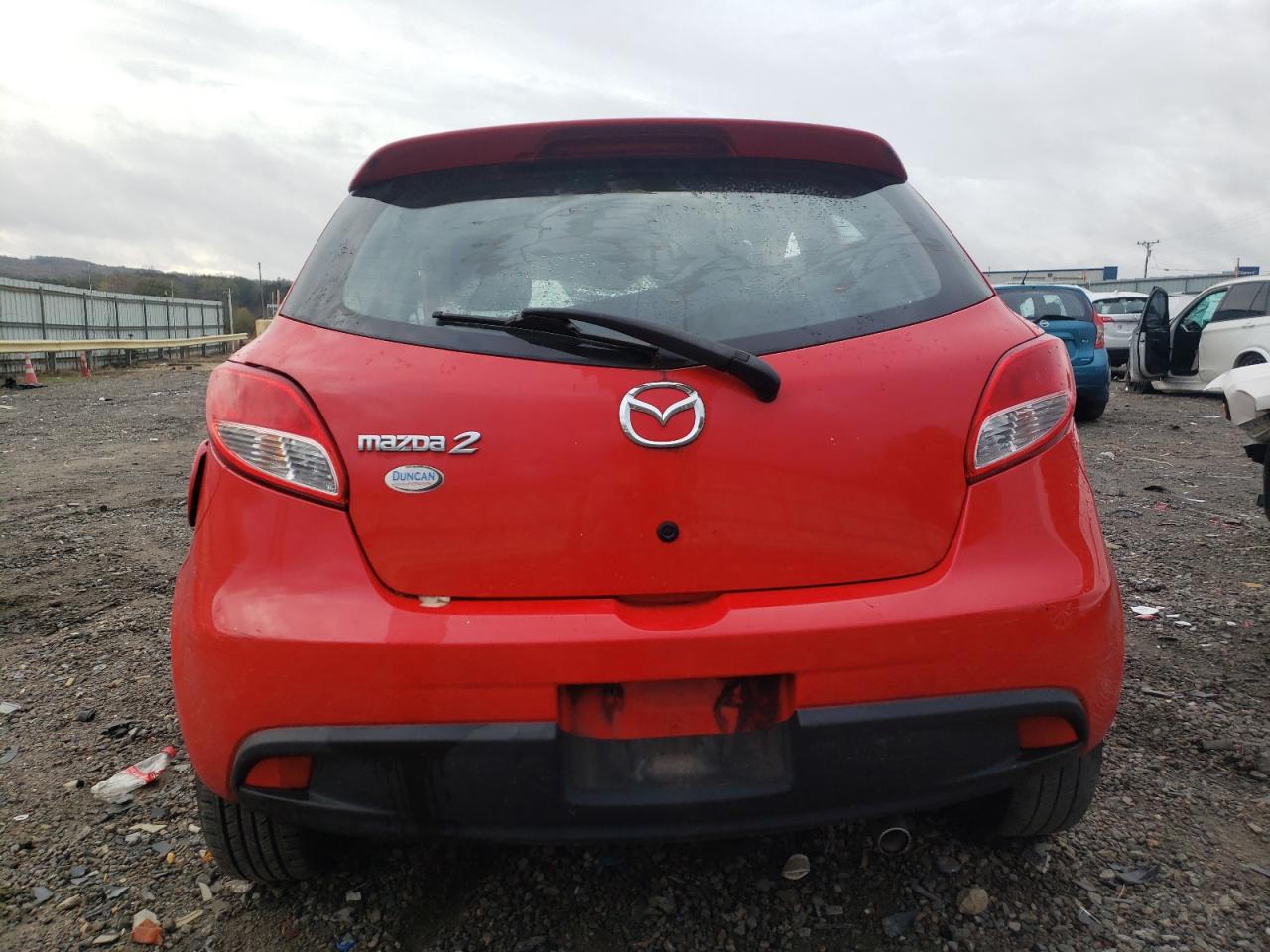 2013 Mazda 2 - Image 6