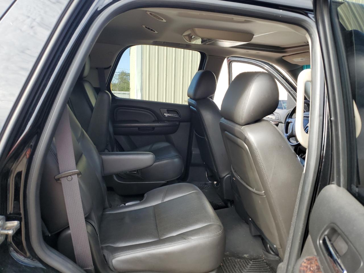 2014 GMC Yukon - Image 11