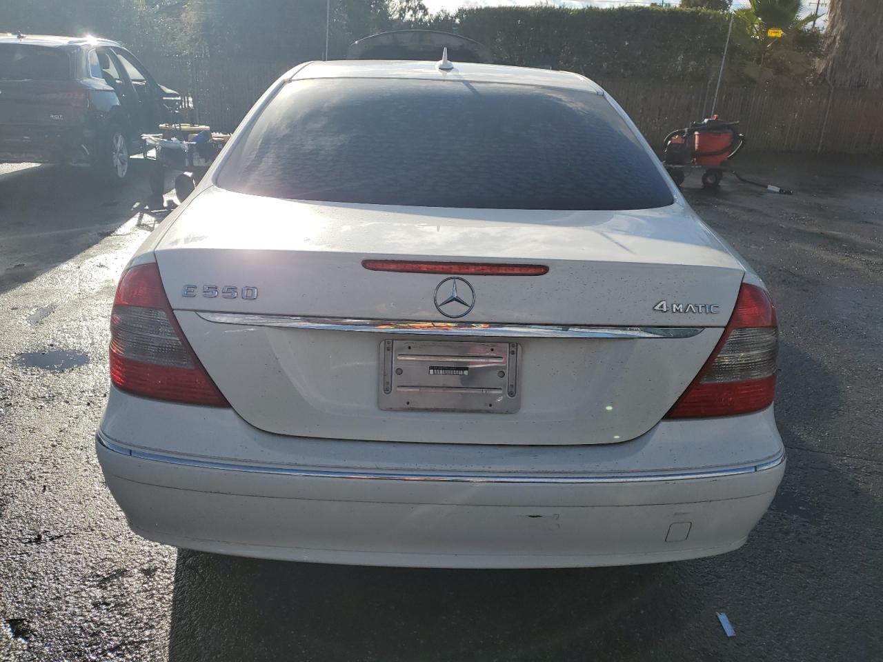 2007 Mercedes-Benz E 550 4Matic VIN: WDBUF90X77X212587 Lot: 79753664