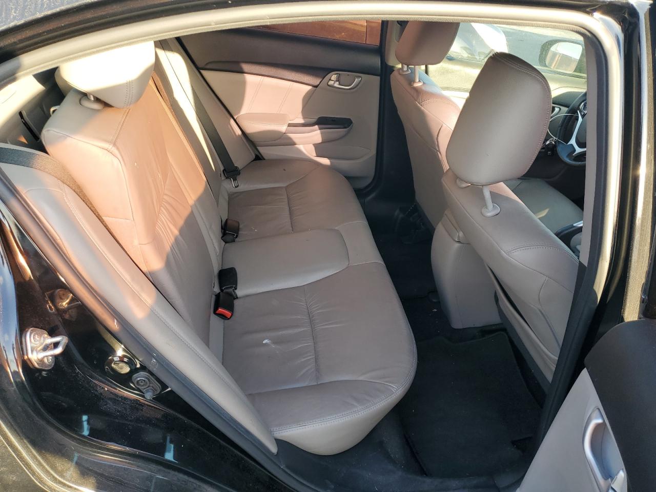 2015 Honda Civic - Image 10