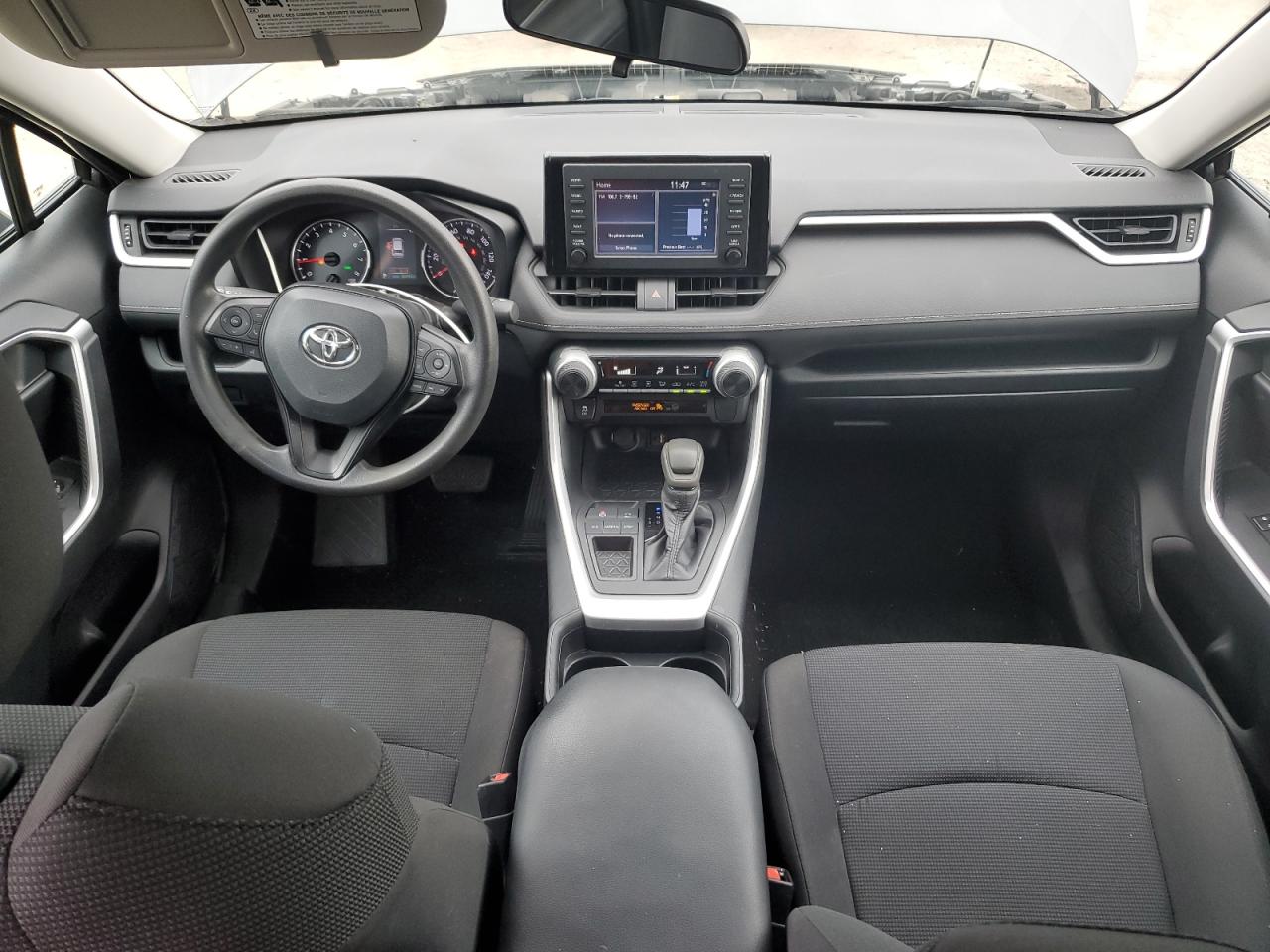 2019 Toyota RAV 4 - Image 8