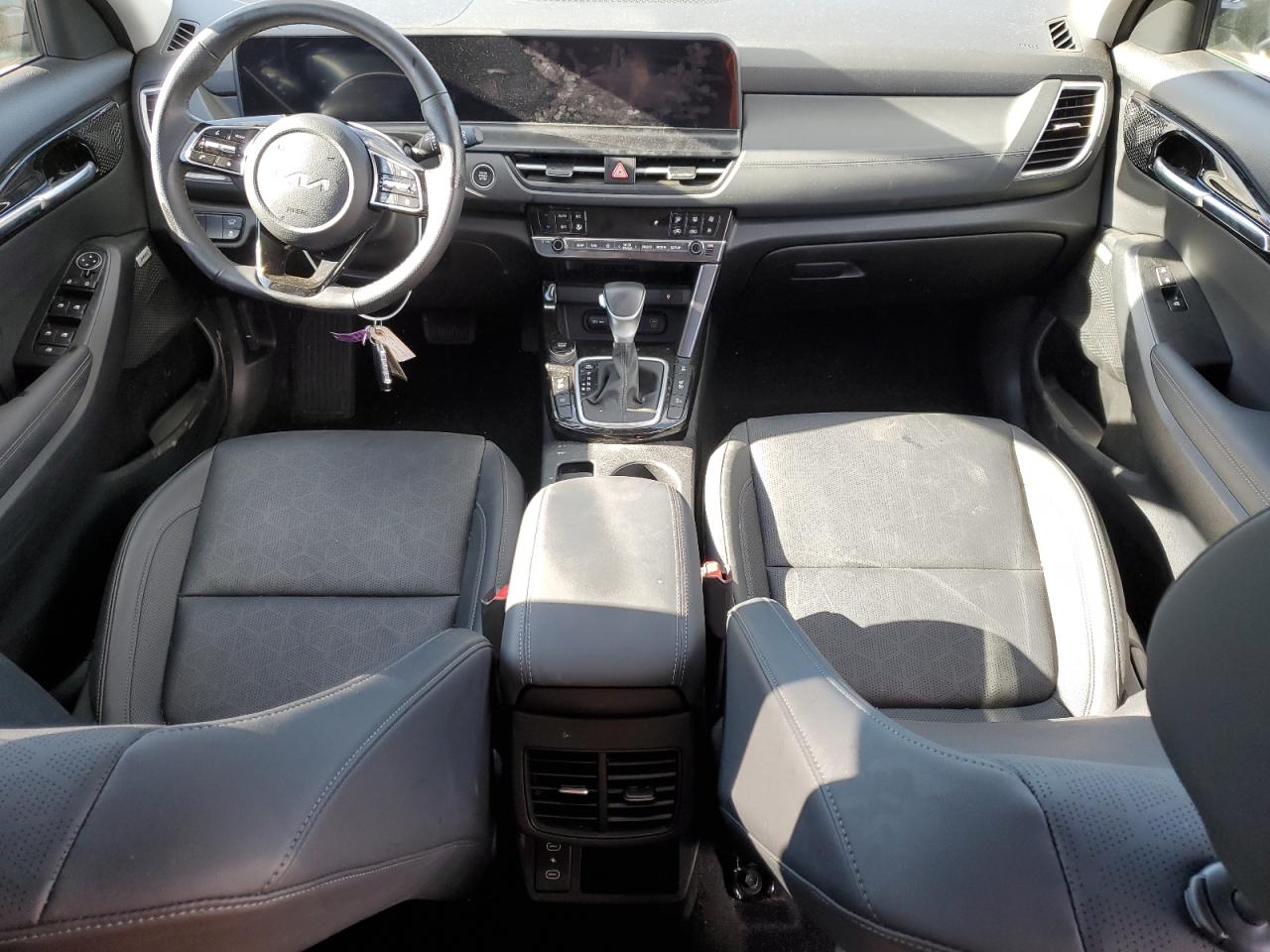 2024 Kia Seltos - Image 8