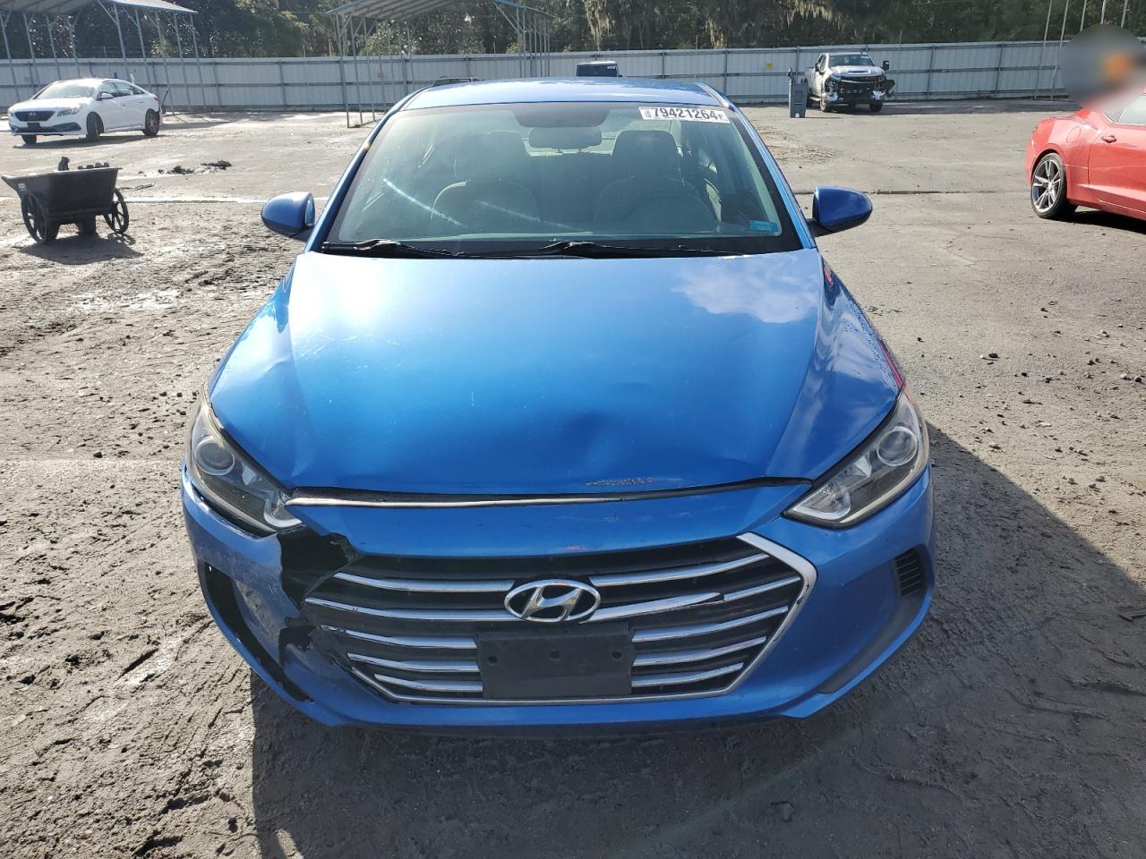 2017 Hyundai Elantra - Image 5