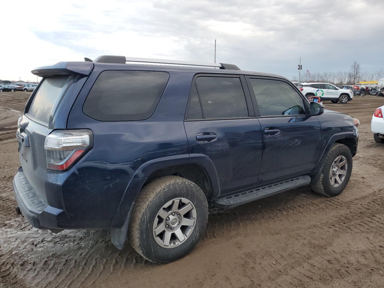 VIN JTEBU5JRXE5186482 2014 TOYOTA 4RUNNER no.3