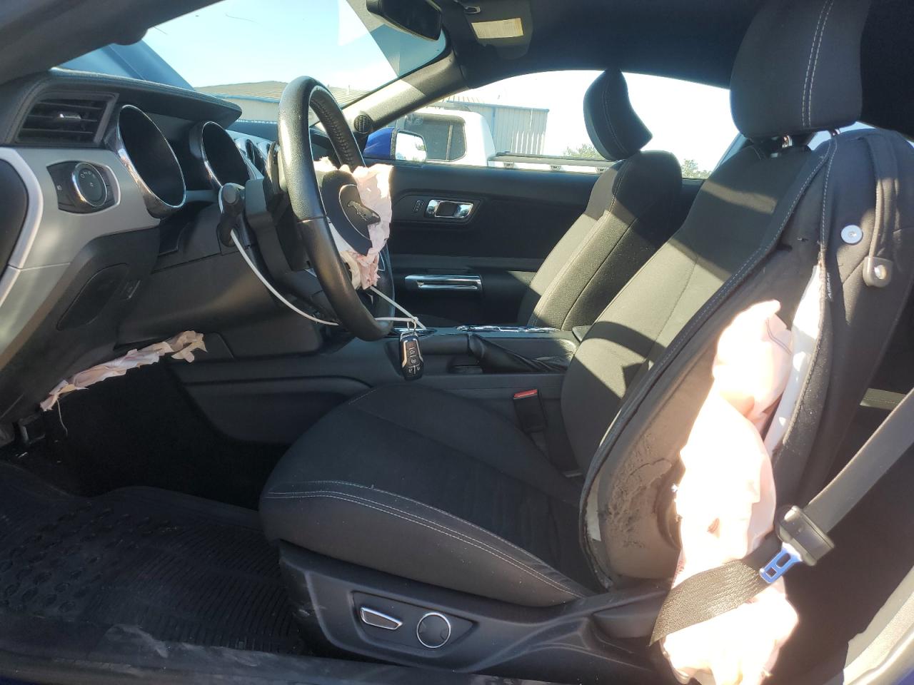 2016 Ford Mustang VIN: 1FA6P8TH5G5201756 Lot: 81839704