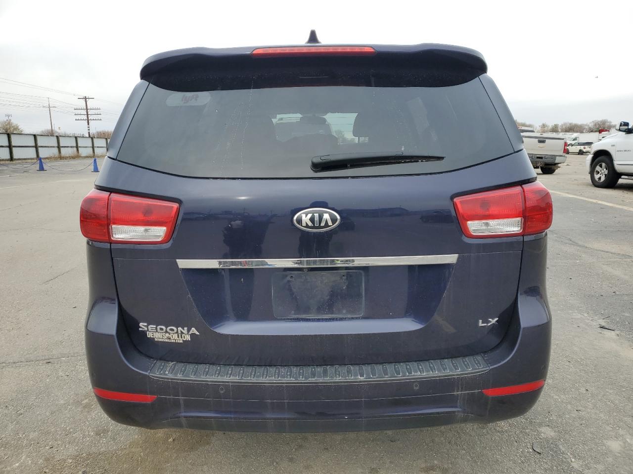 2018 Kia Sedona Lx VIN: KNDMB5C12J6407698 Lot: 81774994