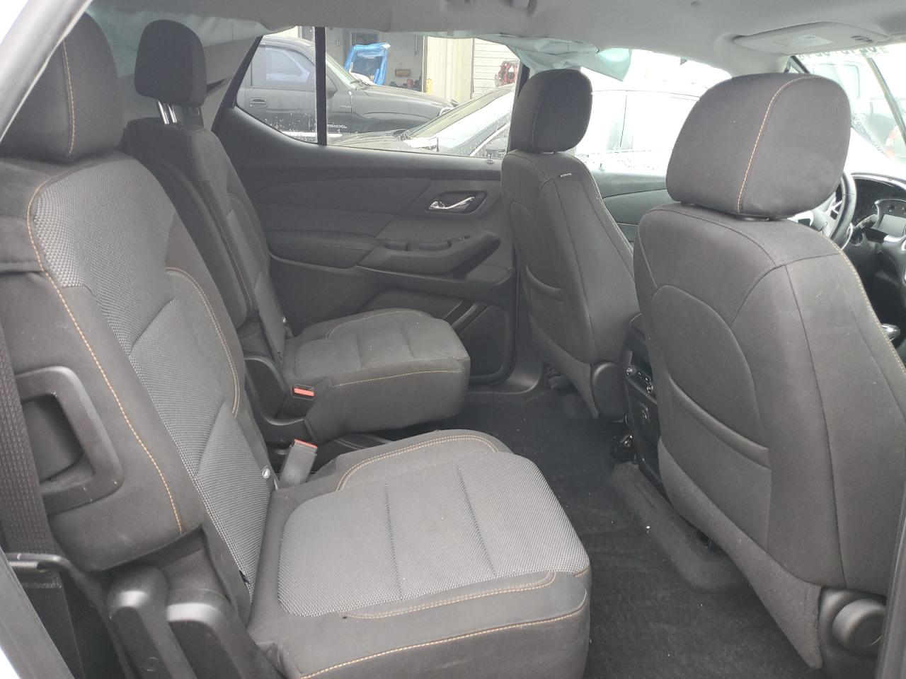 2020 Chevrolet Traverse - Image 10