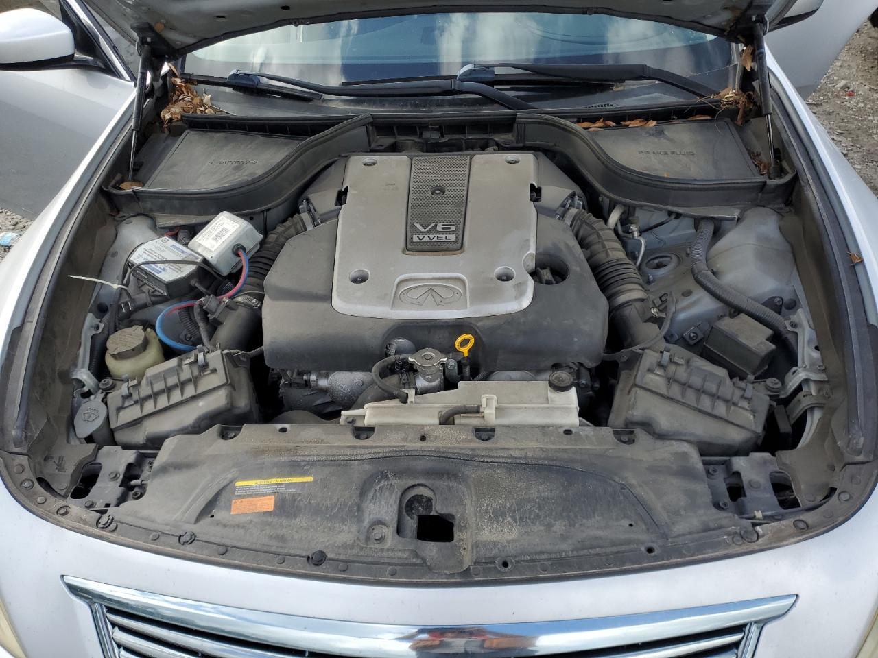 2012 Infiniti G - Image 11