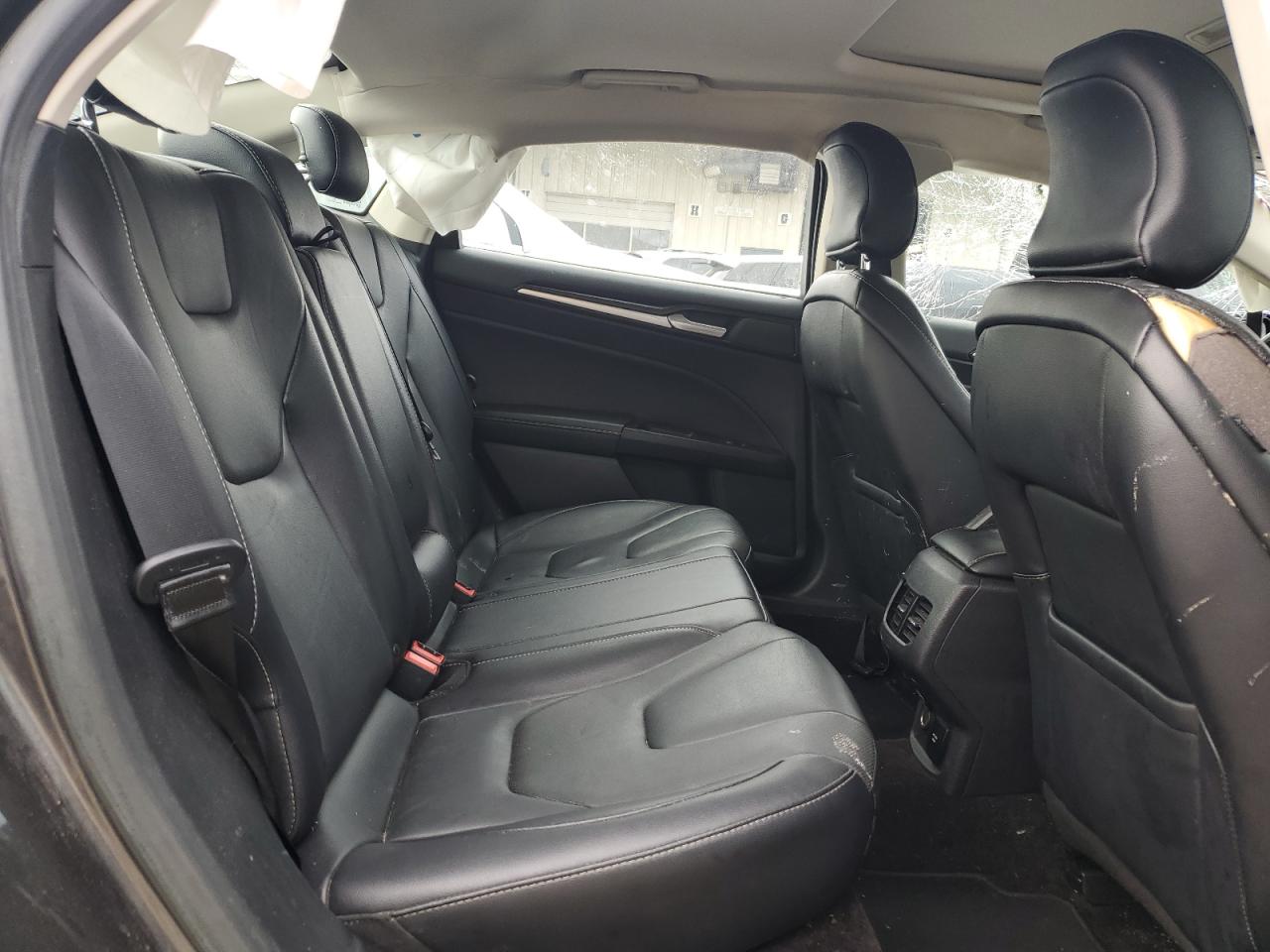 2017 Ford Fusion - Image 11