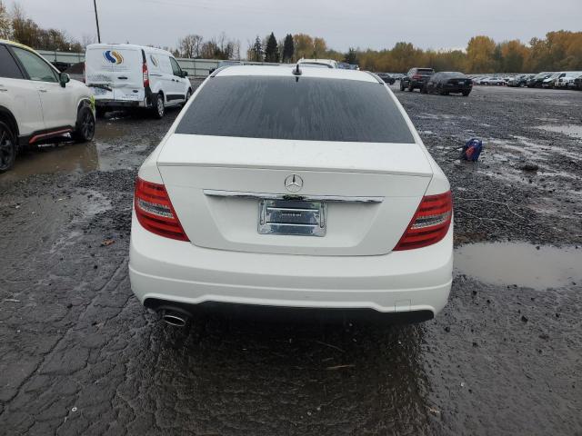 Sedans MERCEDES-BENZ C-CLASS 2012 White