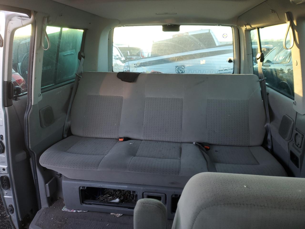 2003 Volkswagen EuroVan - Image 10