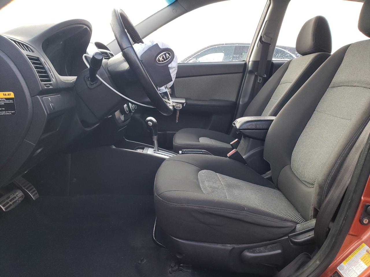 2009 Kia Spectra - Image 7