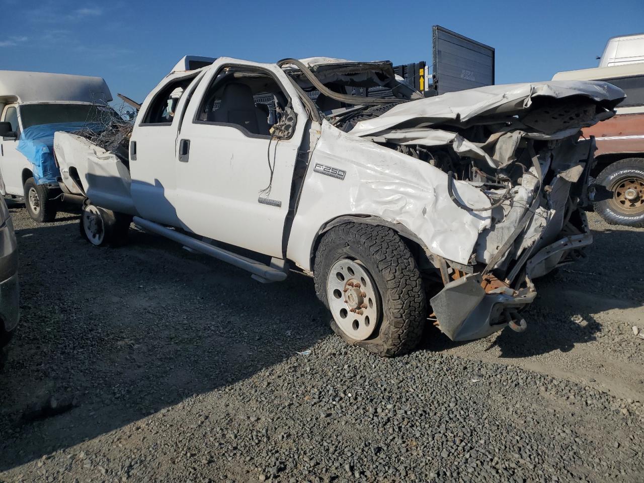 2006 Ford F250 - Image 4