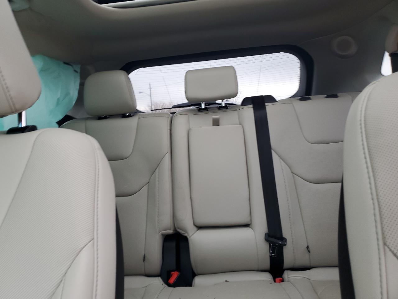2020 Ford Edge - Image 10