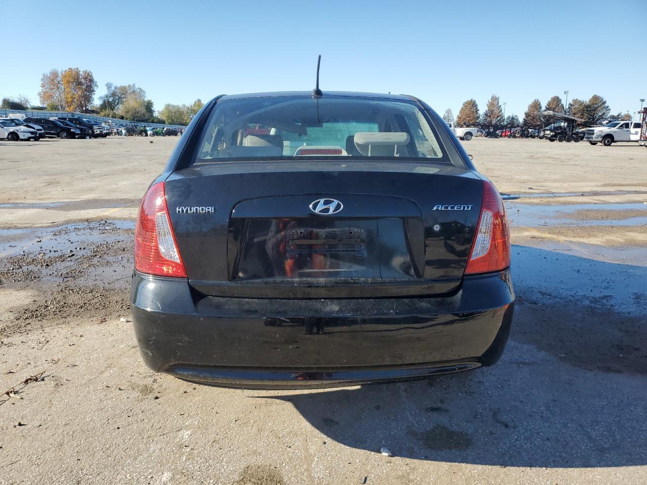 2009 Hyundai Accent - Image 6