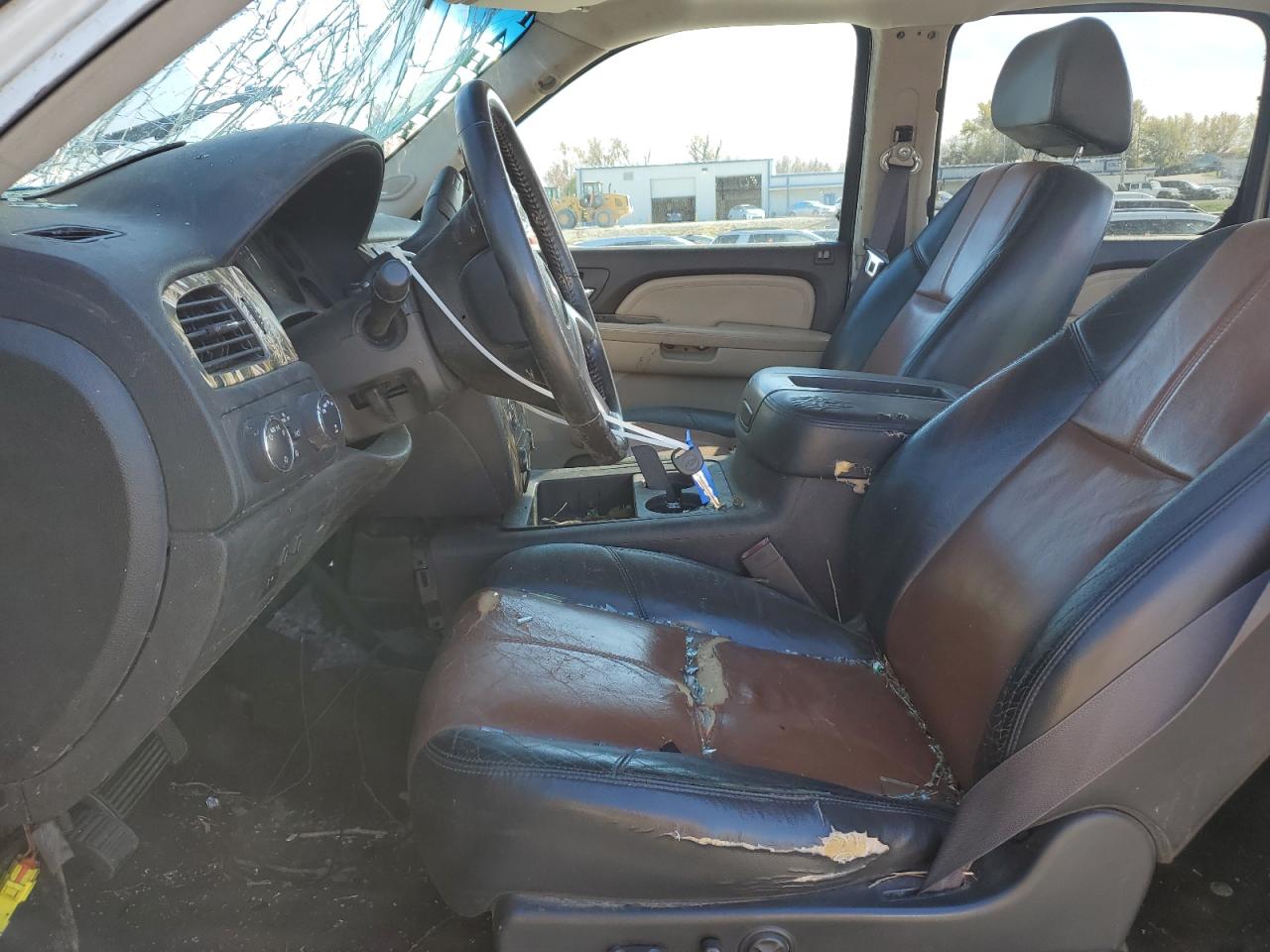 2010 Chevrolet Silverado - Image 7