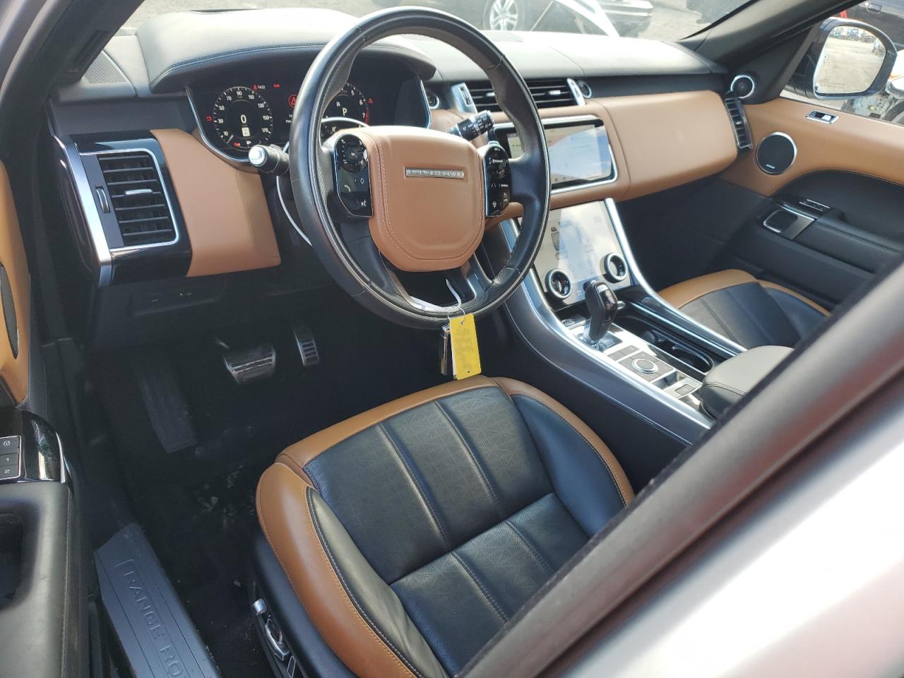 2019 Land Rover Range Rover - Image 8