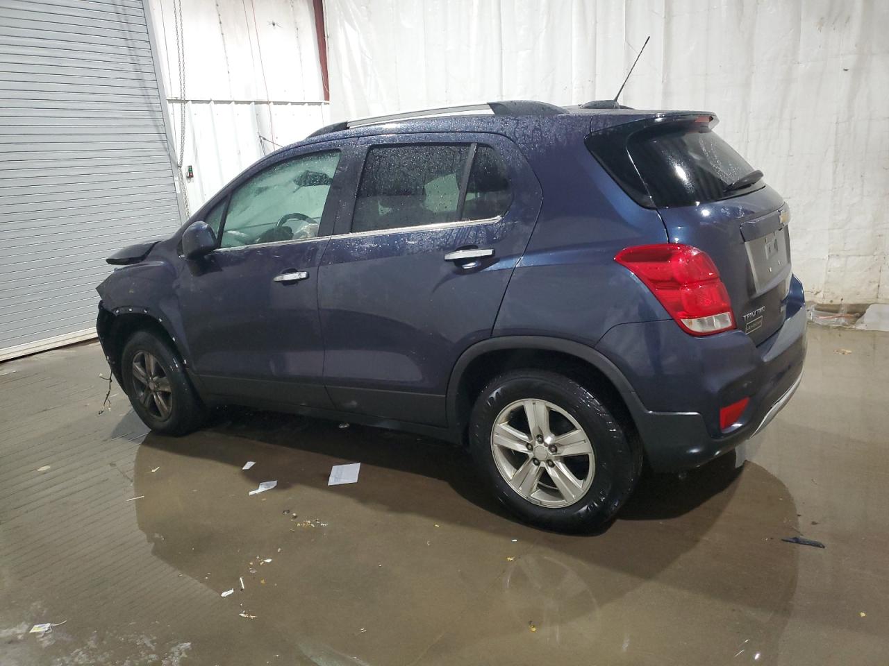2019 Chevrolet Trax - Image 2