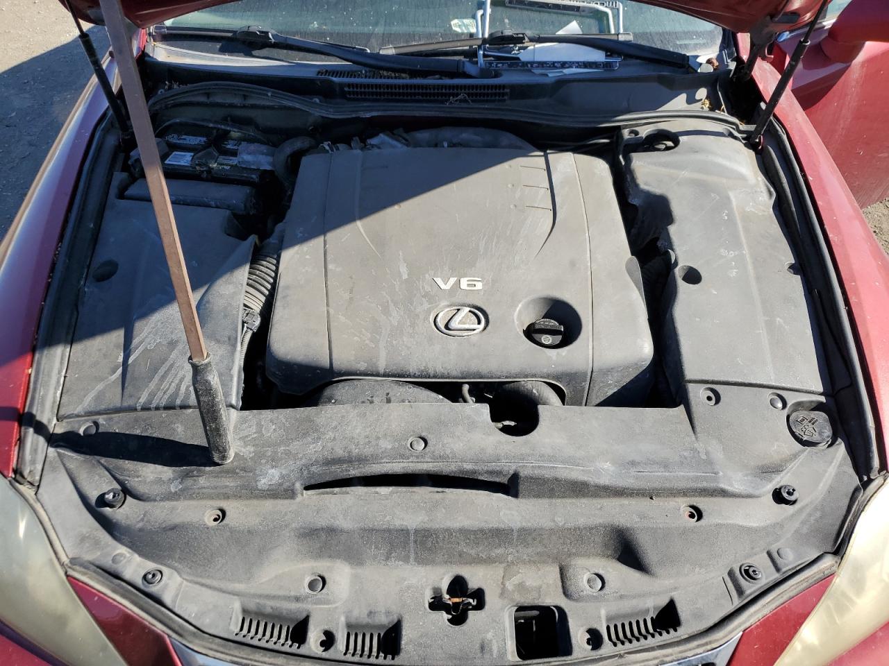 2006 Lexus IS - Image 11