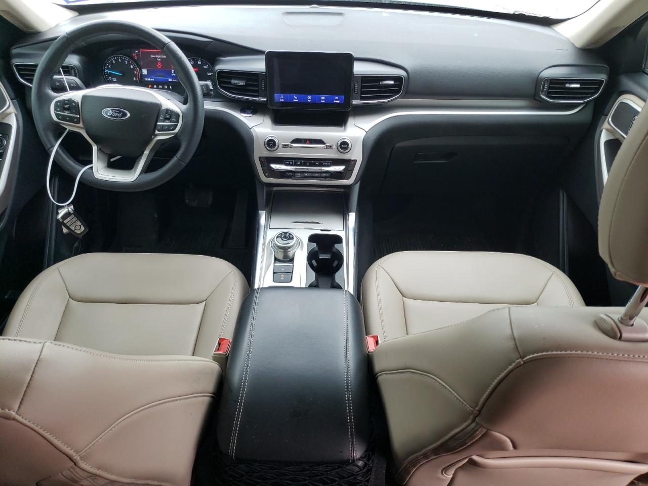 2023 Ford Explorer - Image 8
