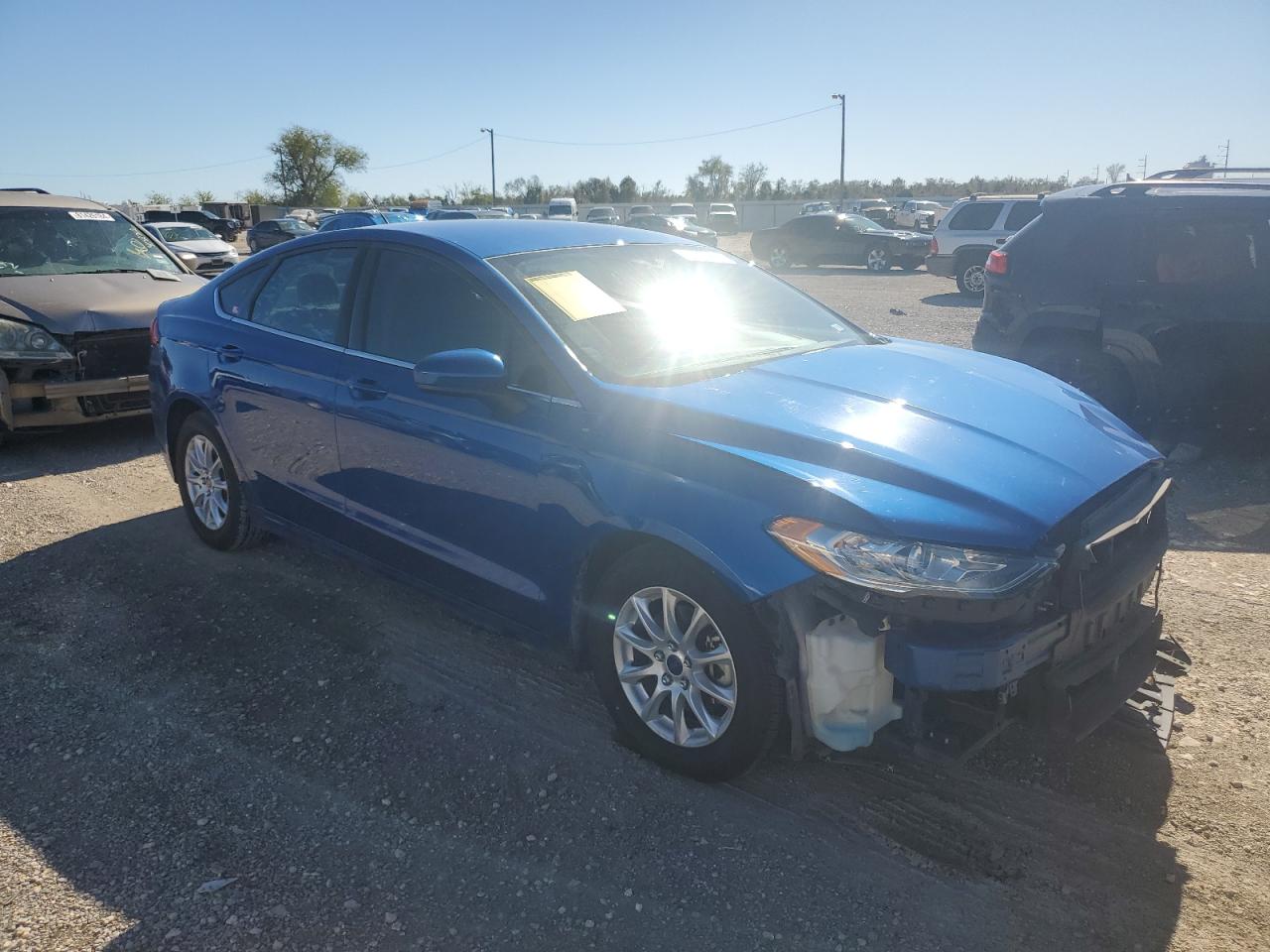 VIN 3FA6P0G70JR186350 2018 FORD FUSION no.4