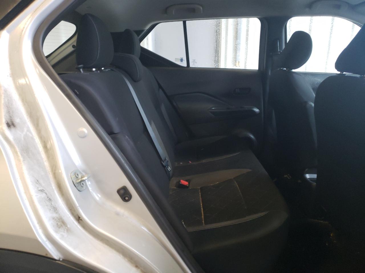 2020 Nissan Kicks - Image 11