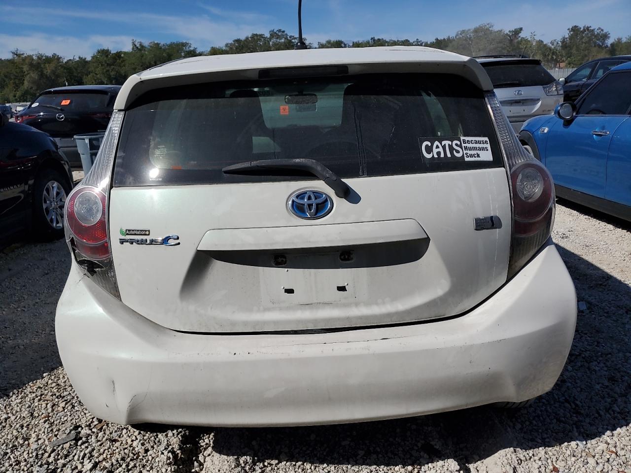 2013 Toyota Prius C VIN: JTDKDTB34D1557631 Lot: 80220294