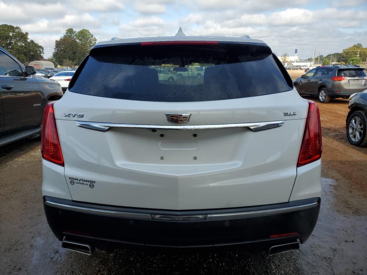 VIN 1GYKNARS0HZ106342 2017 CADILLAC XT5 no.6