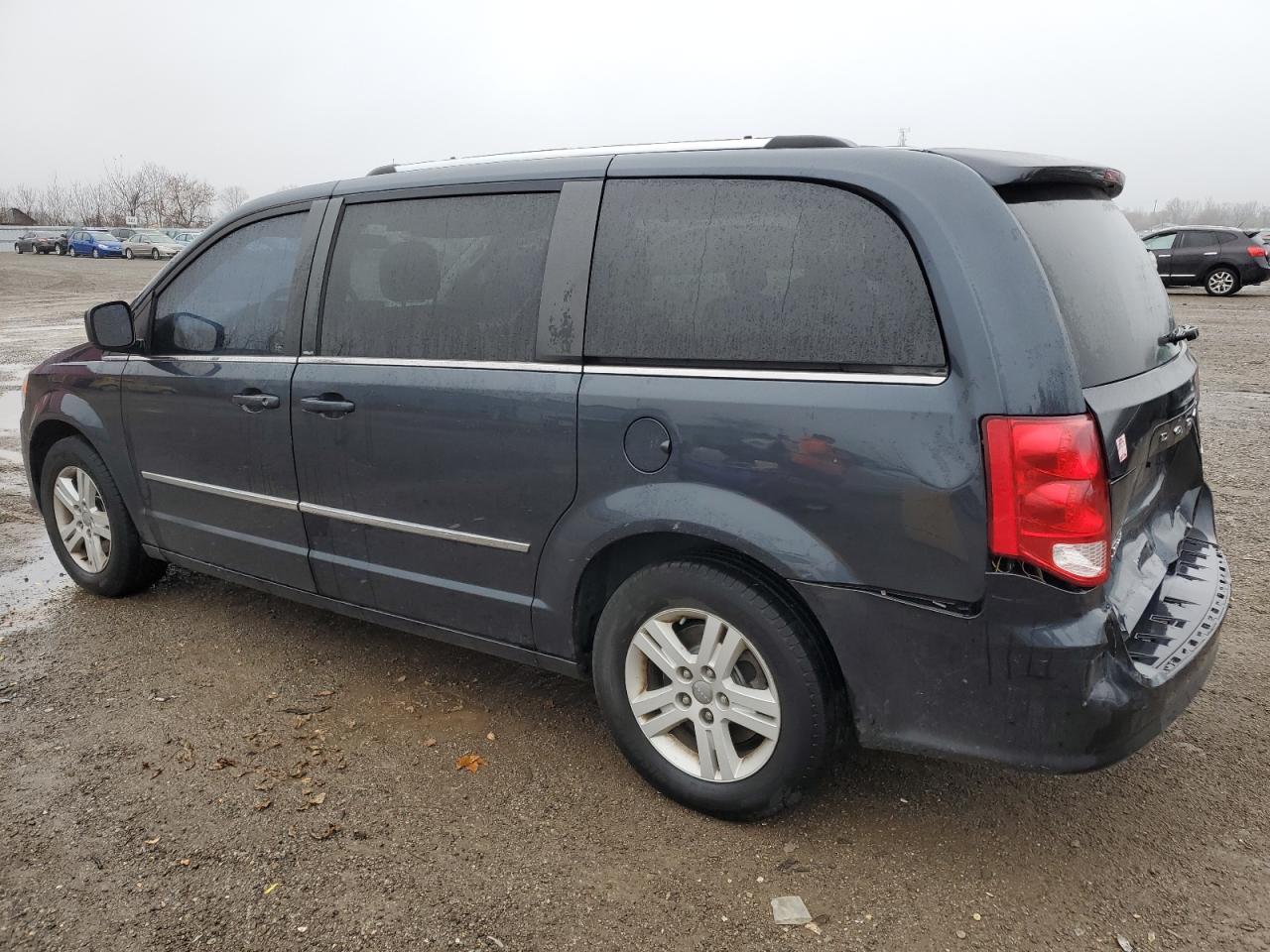 2013 Dodge Caravan - Image 2