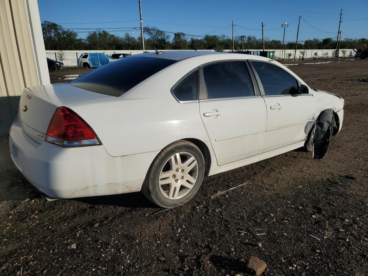 2015 Chevrolet Impala - Image 3