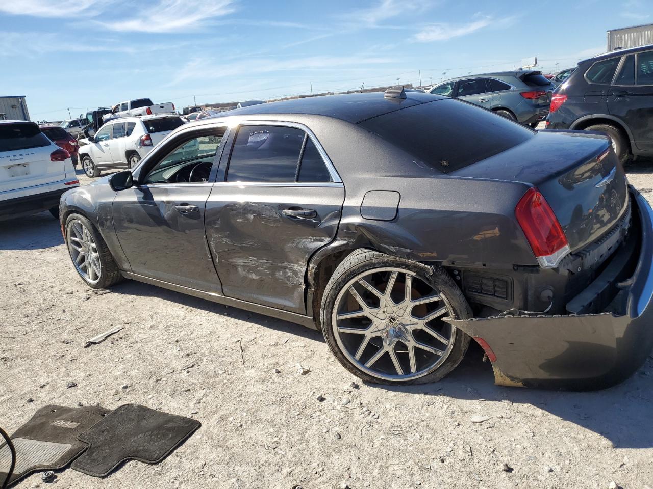2017 Chrysler 300 - Image 2