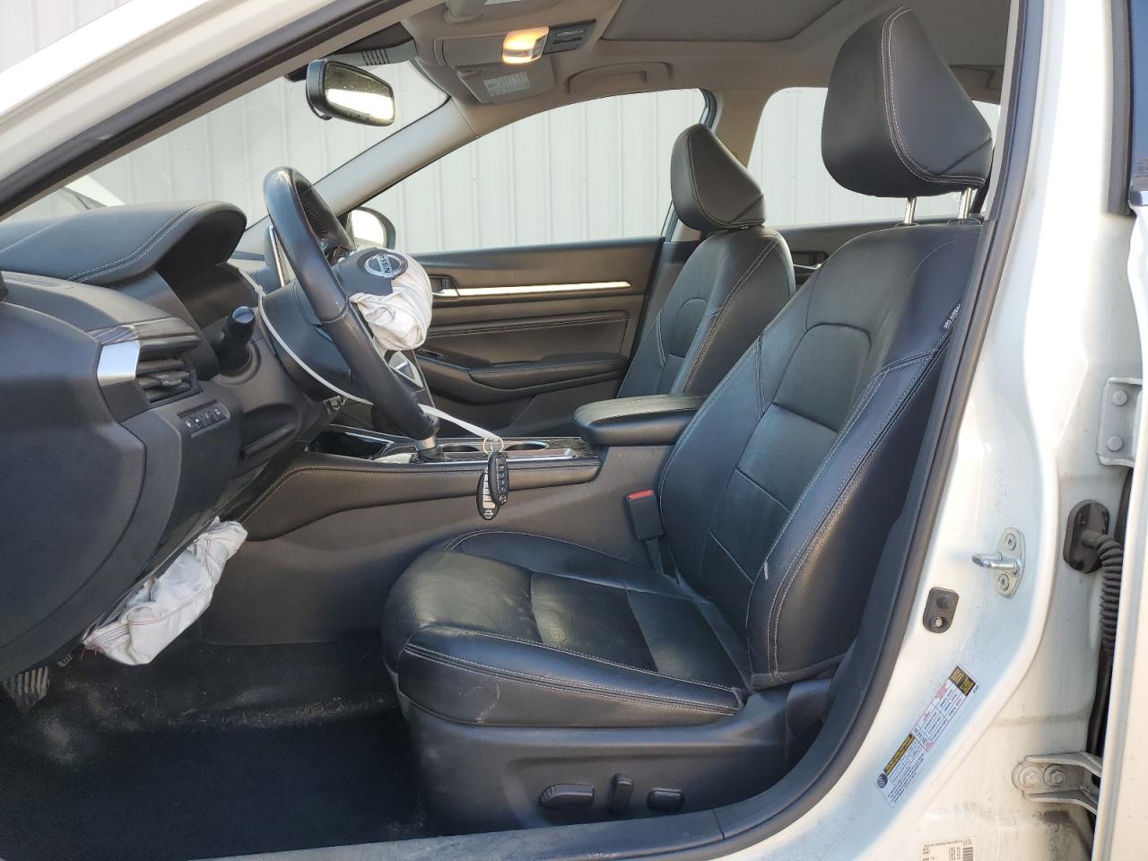 2020 Nissan Altima - Image 7