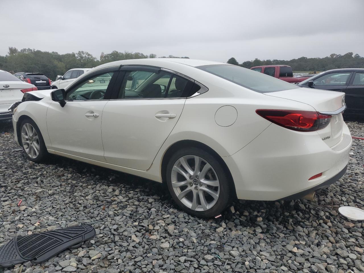 VIN JM1GL1V52H1103832 2017 MAZDA 6 no.2