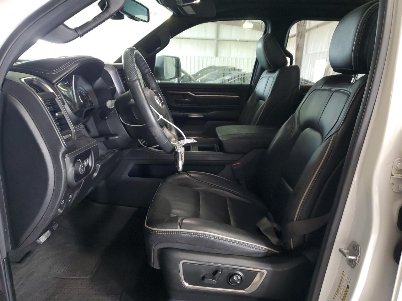 2020 RAM 1500 - Image 7