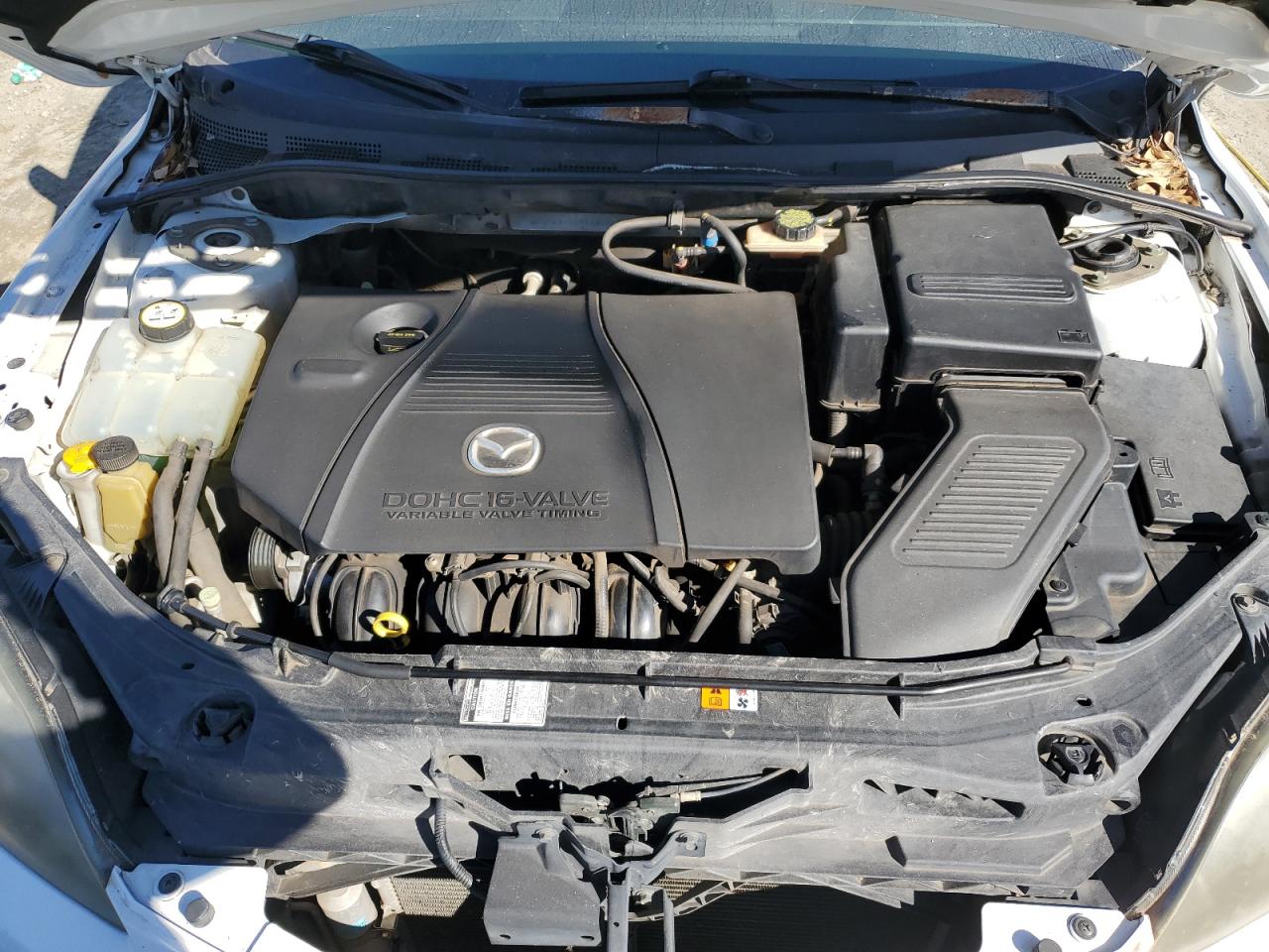 2004 Mazda 3 - Image 11