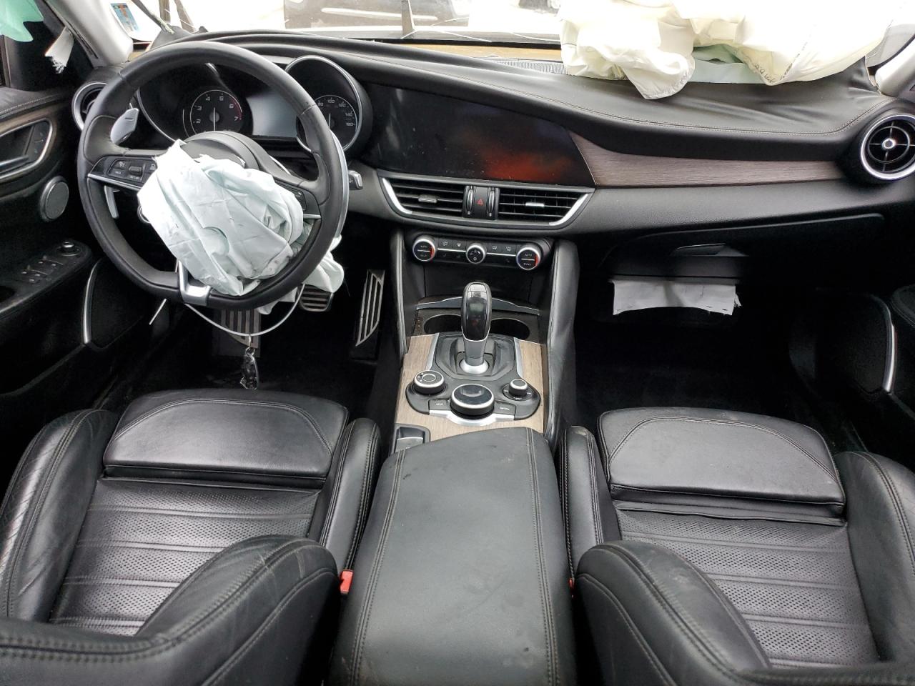 2017 Alfa Romeo Giulia Ti VIN: ZARFAECN4H7560270 Lot: 81929274