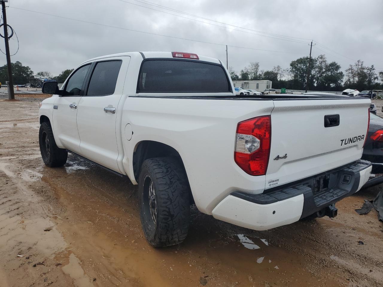 VIN 5TFAW5F15JX723092 2018 TOYOTA TUNDRA no.2