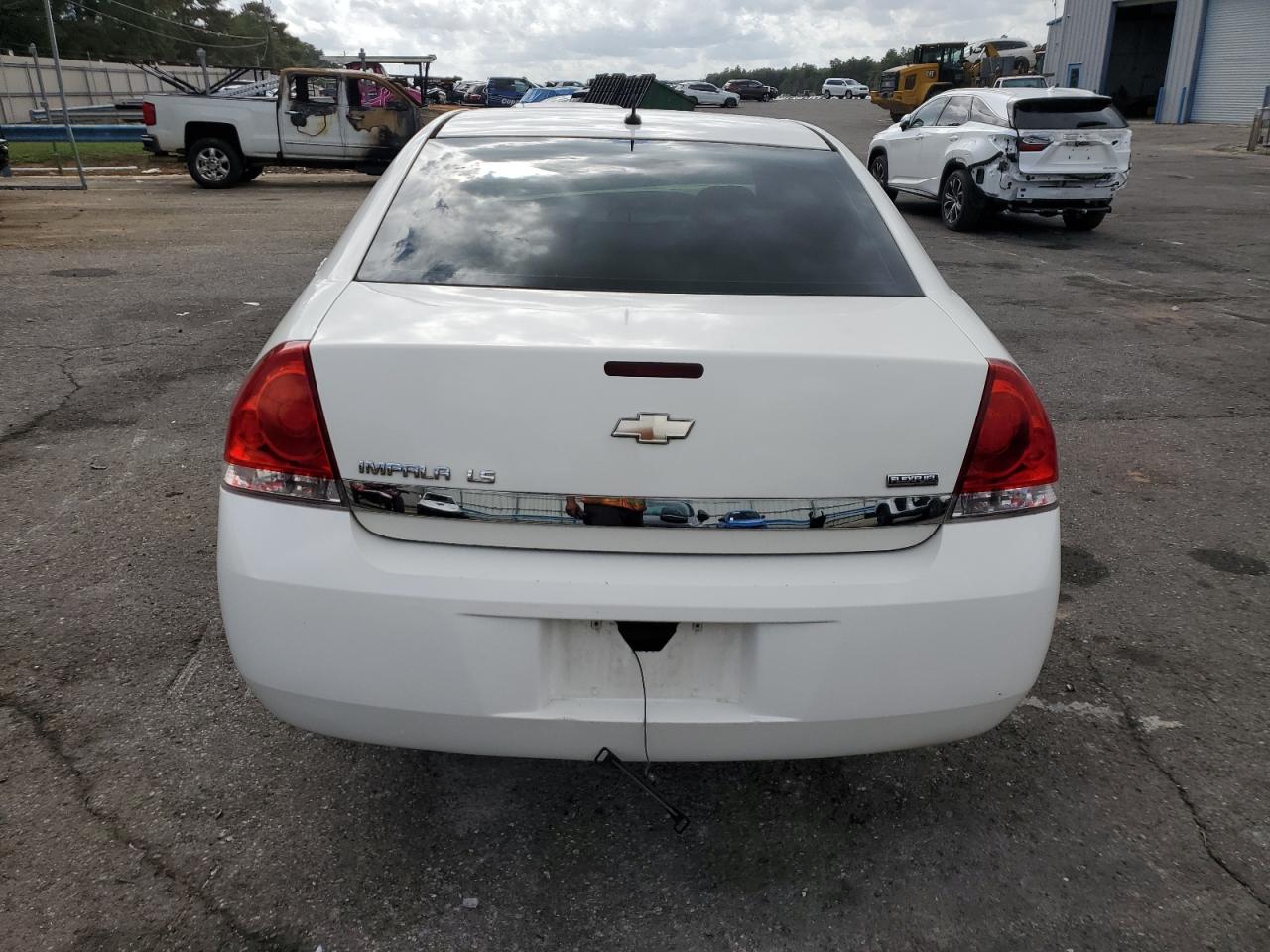 2008 Chevrolet Impala - Image 6