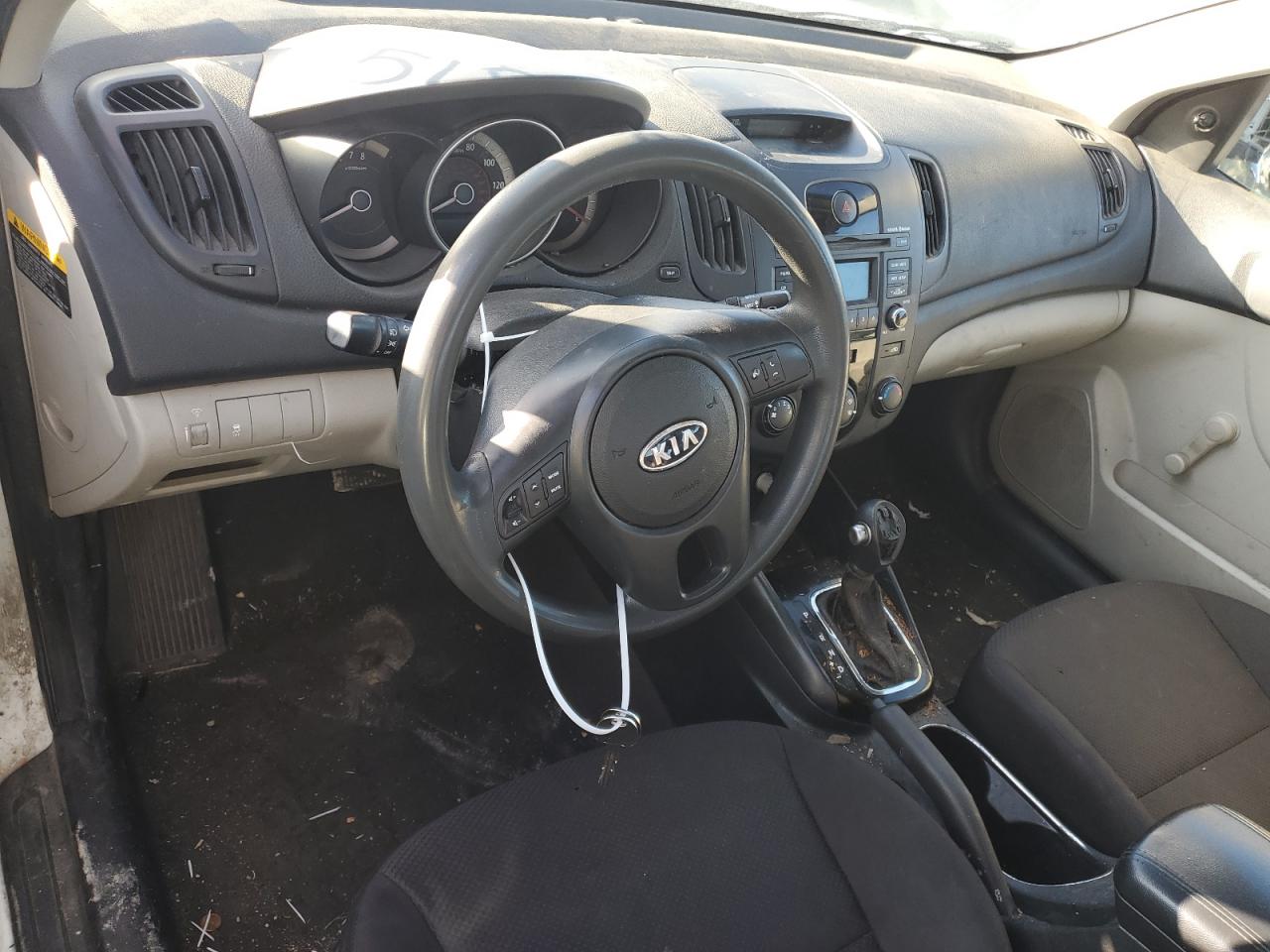 2012 Kia Forte - Image 8