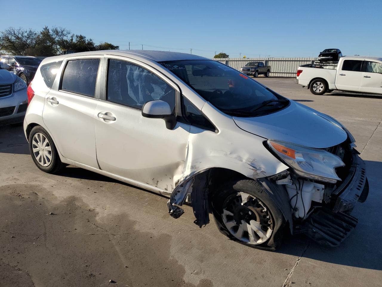 VIN 3N1CE2CP1EL368042 2014 NISSAN VERSA no.4