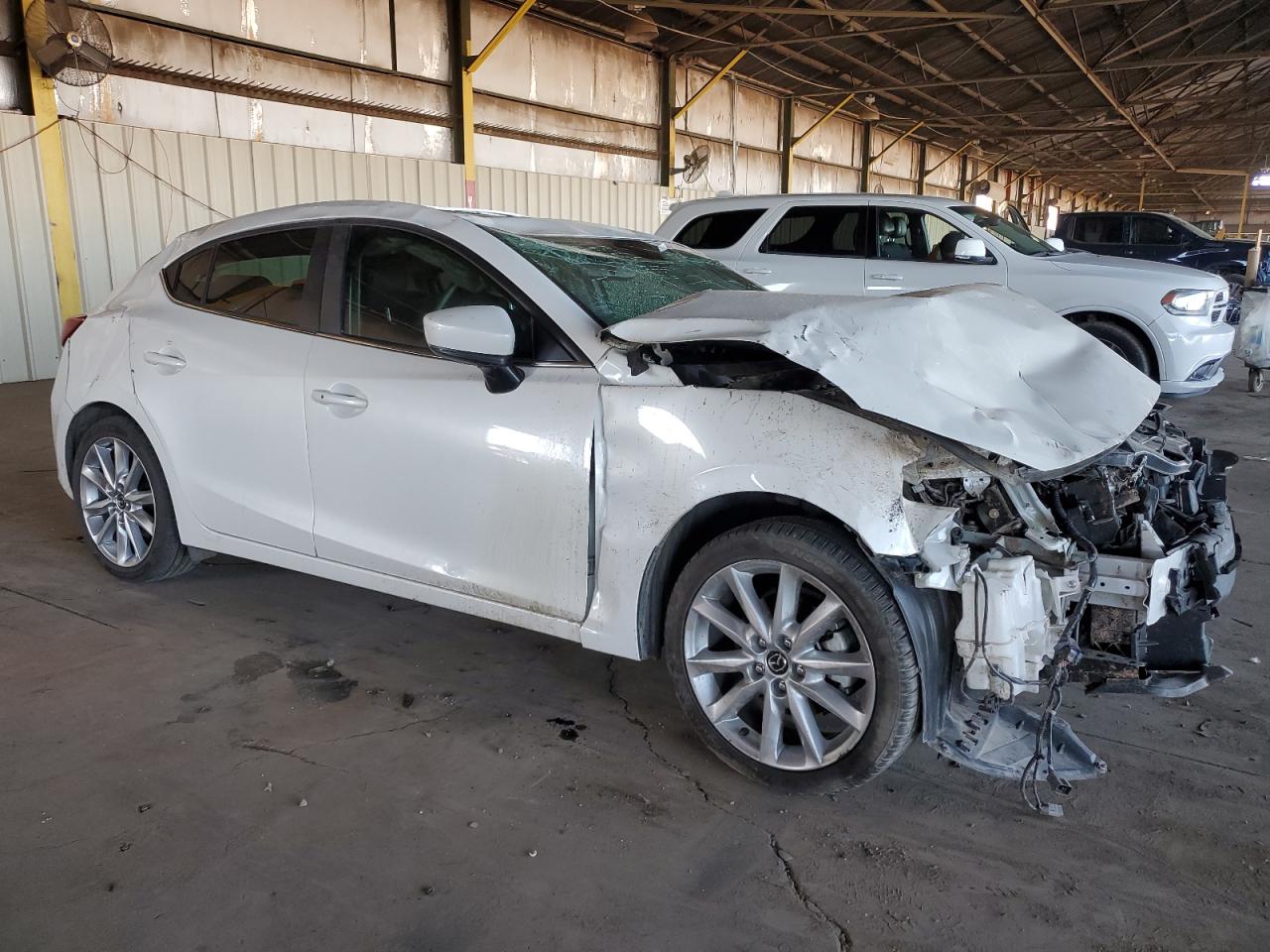 2017 Mazda 3 - Image 4