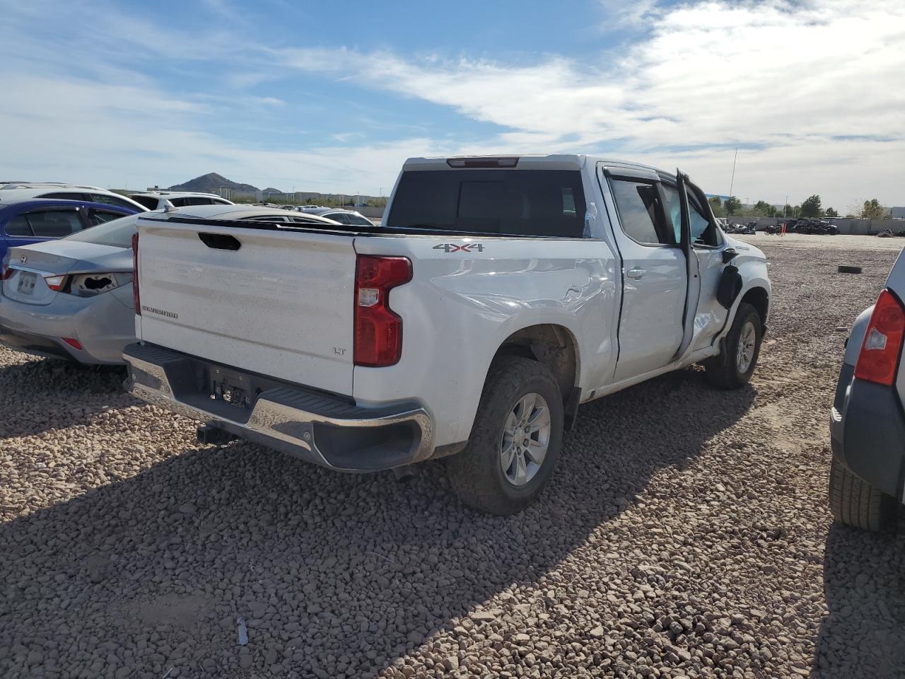2020 Chevrolet Silverado - Image 3