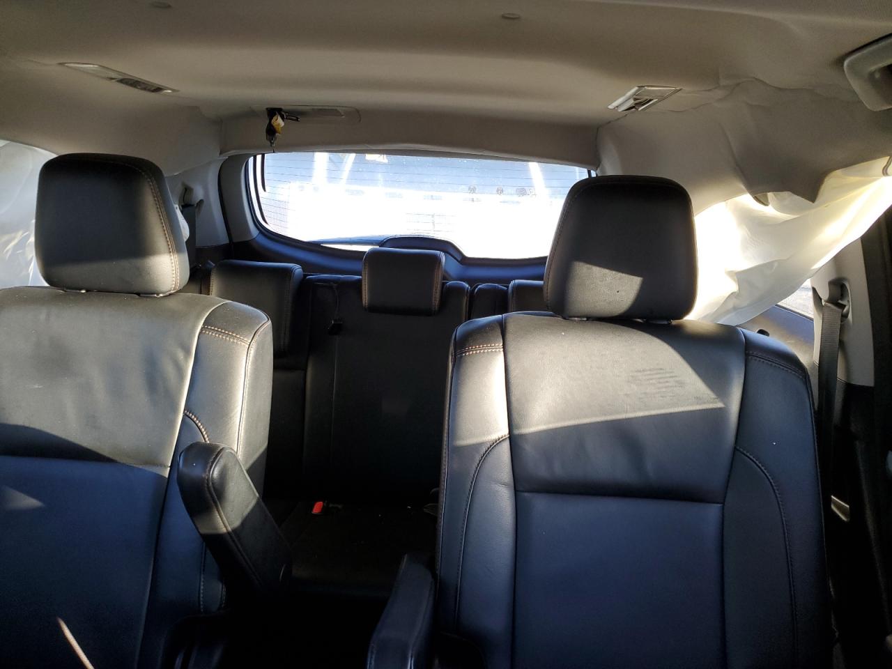 2017 Toyota Highlander - Image 10