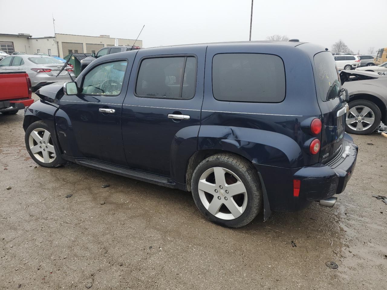 2008 Chevrolet HHR - Image 2